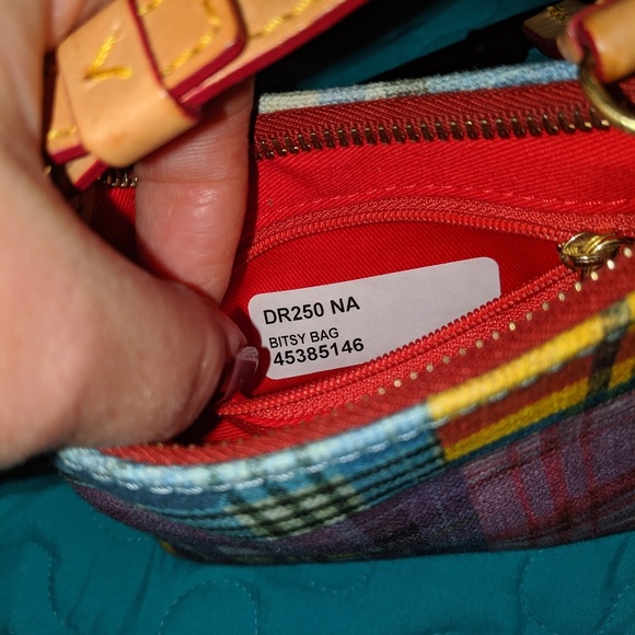 Darling bitty bag by Dooney and Bourke NWOT - Picture 8 of 8